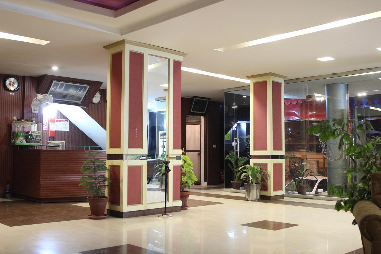 Tourist Inn Hotel Lahore Bagian luar foto